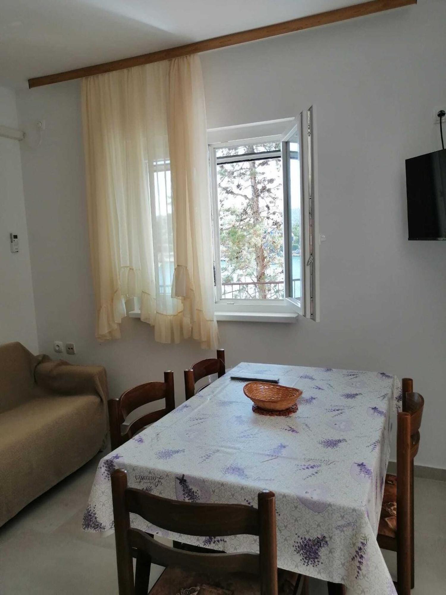 Apartments And Rooms Porto Razanj Exterior photo