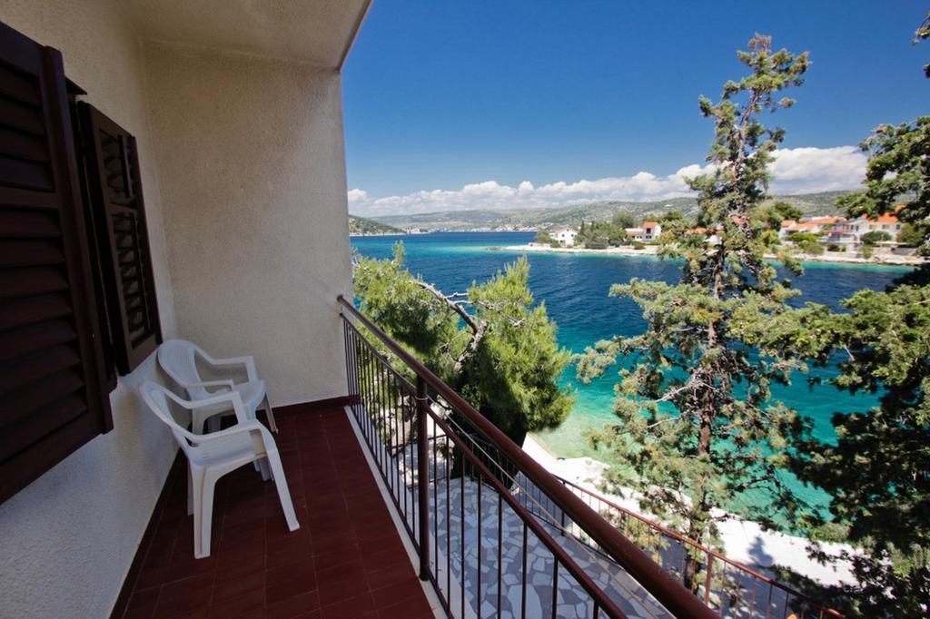 Apartments And Rooms Porto Razanj Room photo