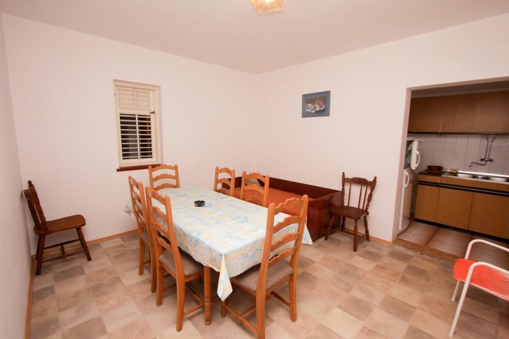 Apartments And Rooms Porto Razanj Room photo